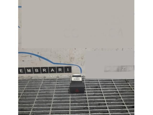 bontott TOYOTA RAV 4 Vészvillogó Kapcsoló