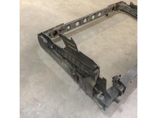 bontott TOYOTA RAV 4 Vízhűtő Radiátor Tartó