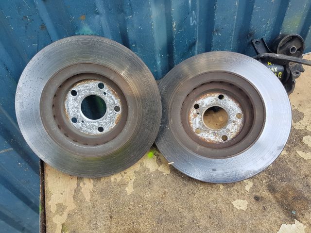 bontott TOYOTA SIENNA Első Pár Féktárcsa