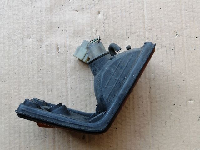 bontott TOYOTA SUPRA Bal első Irányjelző