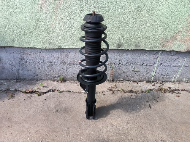 bontott TOYOTA URBAN CRUISER Bal első Gólyaláb (Lengécsillapító, Rugó)