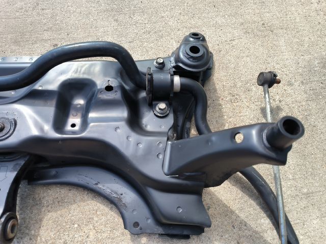 bontott TOYOTA URBAN CRUISER Első Bölcső