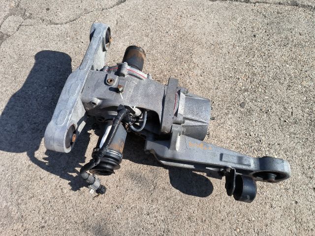 bontott TOYOTA URBAN CRUISER Hátsó Differenciálmű