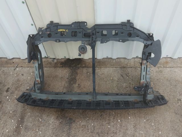 bontott TOYOTA URBAN CRUISER Homlokfal (Üres lemez)