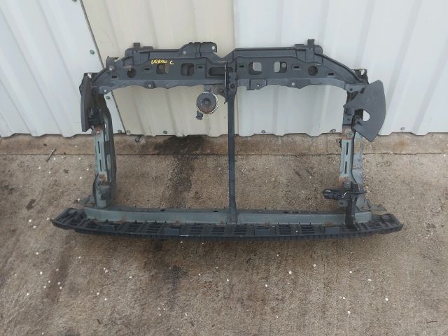 bontott TOYOTA URBAN CRUISER Homlokfal (Üres lemez)