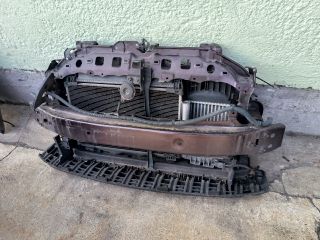 bontott TOYOTA URBAN CRUISER Homlokfal (Üres lemez)