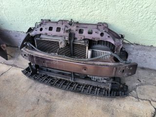 bontott TOYOTA URBAN CRUISER Homlokfal (Üres lemez)