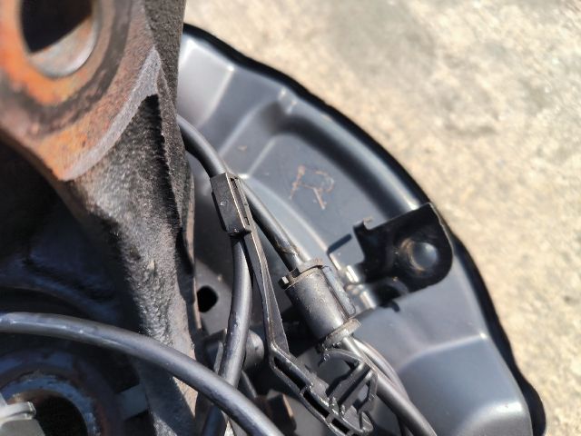 bontott TOYOTA URBAN CRUISER Jobb első Csonkállvány Kerékaggyal