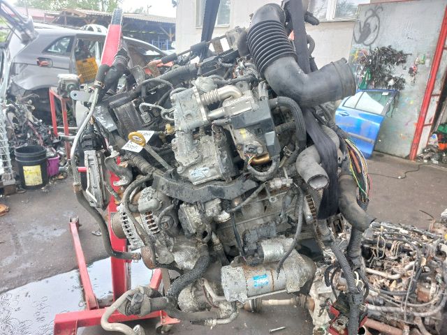 bontott TOYOTA URBAN CRUISER Komplett Motor (Segédberendezésekkel)