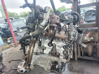 bontott TOYOTA URBAN CRUISER Komplett Motor (Segédberendezésekkel)