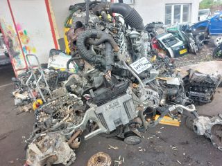 bontott TOYOTA URBAN CRUISER Komplett Motor (Segédberendezésekkel)