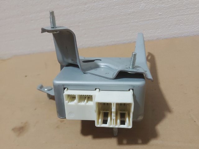 bontott TOYOTA URBAN CRUISER Szervó Szivattyú Elektronika