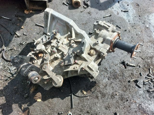 bontott TOYOTA URBAN CRUISER Váltó (Mechanikus)