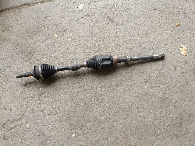 bontott TOYOTA URBAN CRUISER Jobb Féltengely