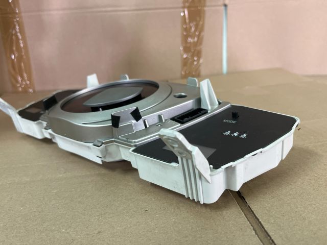 bontott TOYOTA URBAN CRUISER Kilométeróra