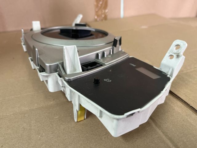 bontott TOYOTA URBAN CRUISER Kilométeróra