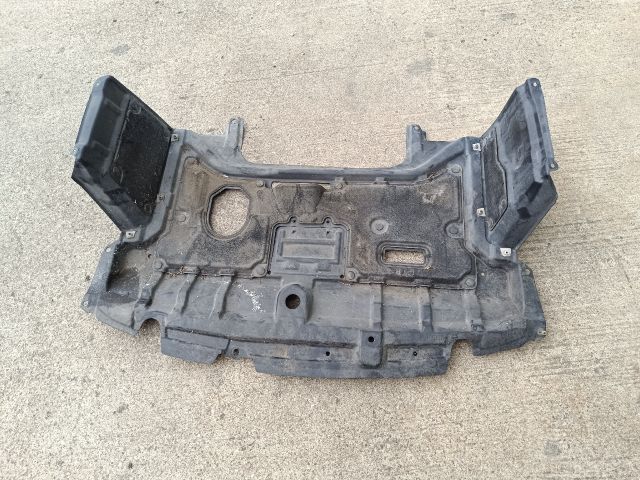 bontott TOYOTA URBAN CRUISER Alsó Motorburkolat