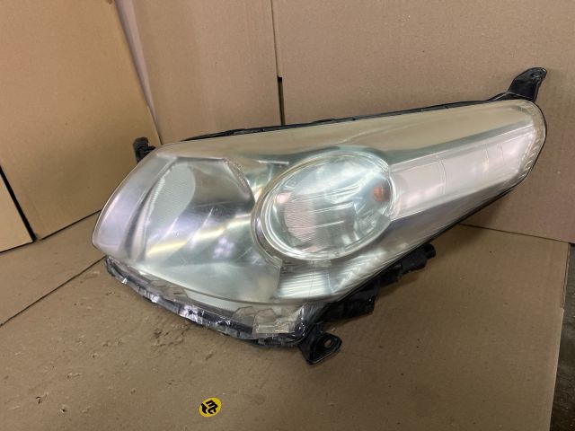 bontott TOYOTA URBAN CRUISER Bal Fényszóró