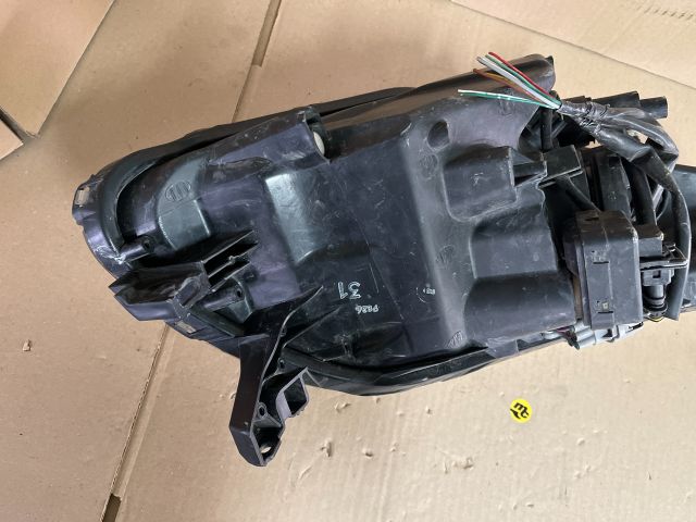 bontott TOYOTA URBAN CRUISER Bal Fényszóró