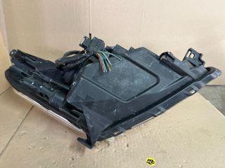 bontott TOYOTA URBAN CRUISER Bal Fényszóró