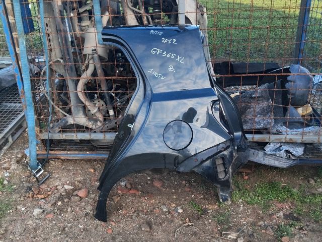 bontott TOYOTA URBAN CRUISER Bal hátsó Sárvédő