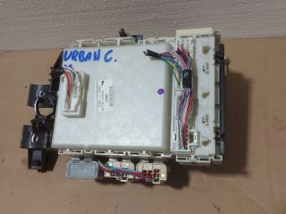 bontott TOYOTA URBAN CRUISER Biztosítéktábla Utastér