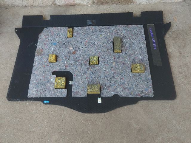 bontott TOYOTA URBAN CRUISER Csomagtér Tálca