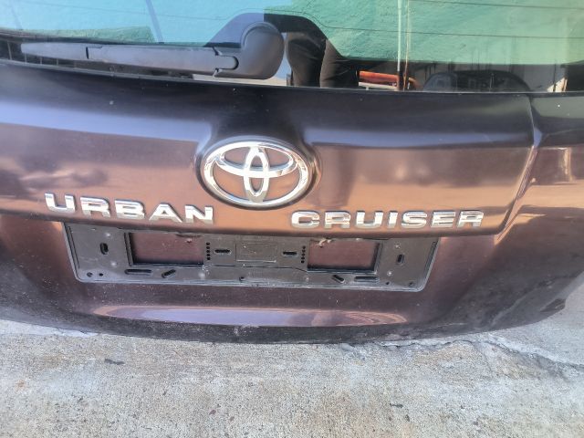 bontott TOYOTA URBAN CRUISER Csomagtérajtó (Részeivel)