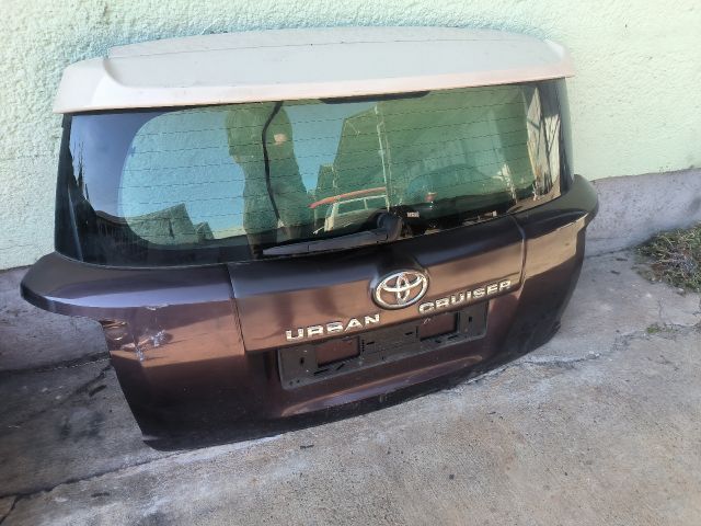 bontott TOYOTA URBAN CRUISER Csomagtérajtó (Részeivel)