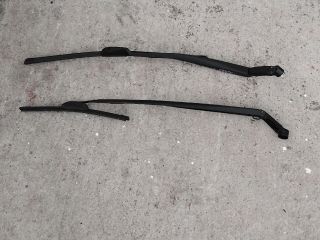 bontott TOYOTA URBAN CRUISER Első Ablaktörlő Kar