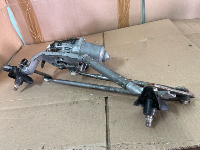 bontott TOYOTA URBAN CRUISER Első Ablaktörlő Szerkezet Motorral