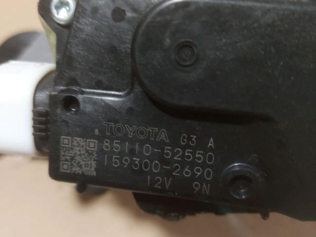 bontott TOYOTA URBAN CRUISER Első Ablaktörlő Szerkezet Motorral