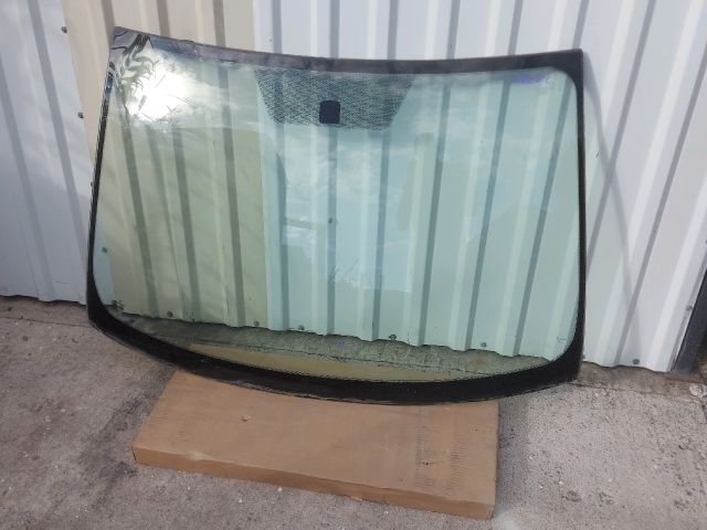 bontott TOYOTA URBAN CRUISER Első Szélvédő