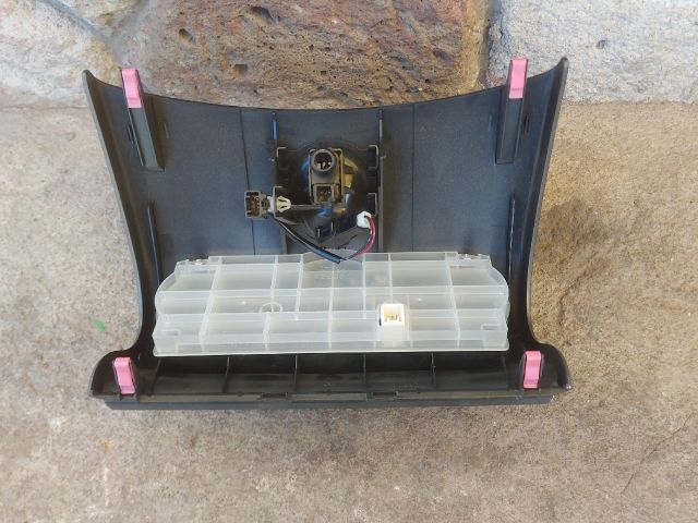 bontott TOYOTA URBAN CRUISER Fűtéskapcsoló (digit klímás)