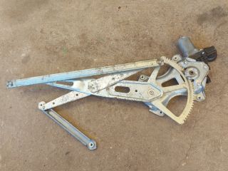 bontott TOYOTA URBAN CRUISER Jobb első Ablakemelő Szerkezet (Elektromos)