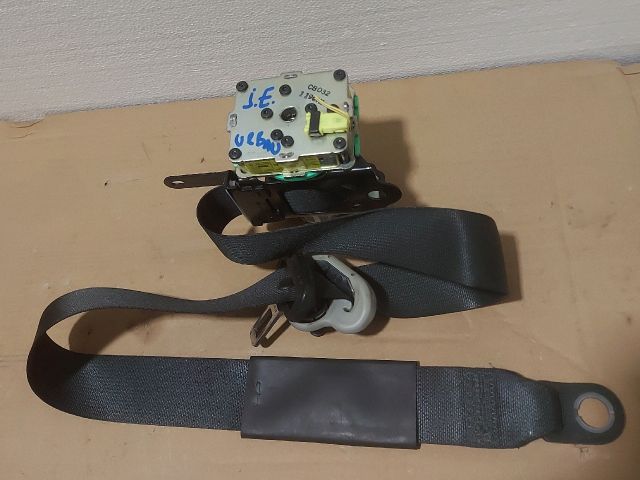 bontott TOYOTA URBAN CRUISER Jobb első Biztonsági Öv