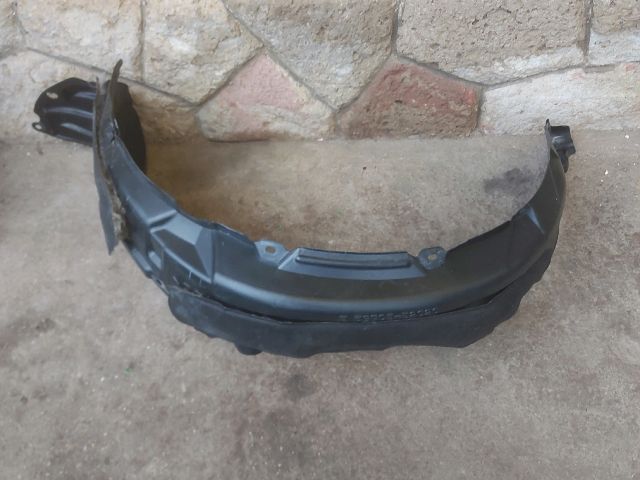 bontott TOYOTA URBAN CRUISER Jobb első Dobbetét (Kerékjárati, Műanyag)