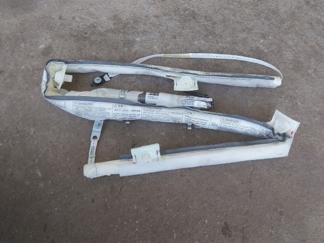 bontott TOYOTA URBAN CRUISER Jobb első Függöny Légzsák