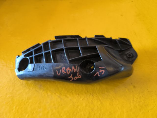 bontott TOYOTA URBAN CRUISER Jobb első Oldal Lökhárító Tartó (Műanyag)