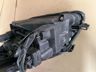 bontott TOYOTA URBAN CRUISER Jobb Fényszóró