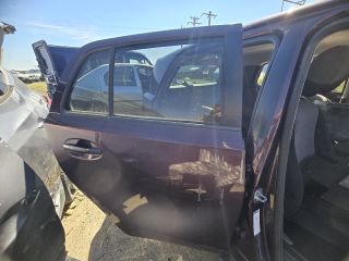 bontott TOYOTA URBAN CRUISER Jobb hátsó Ajtó (Üres lemez)