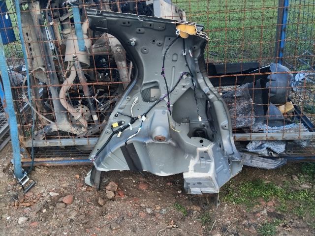 bontott TOYOTA URBAN CRUISER Jobb hátsó Sárvédő