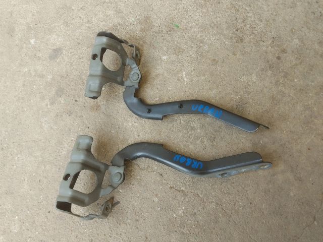 bontott TOYOTA URBAN CRUISER Motorháztető Zsanér Pár