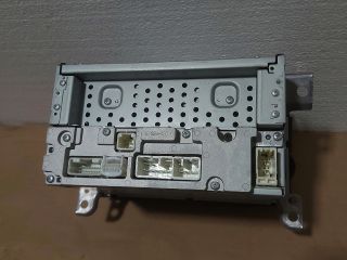 bontott TOYOTA URBAN CRUISER Rádió / CD