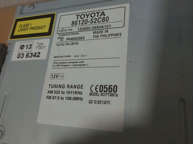 bontott TOYOTA URBAN CRUISER Rádió / CD