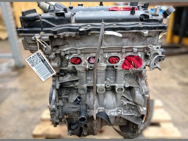 bontott TOYOTA VERSO Komplett Motor (Segédberendezésekkel)