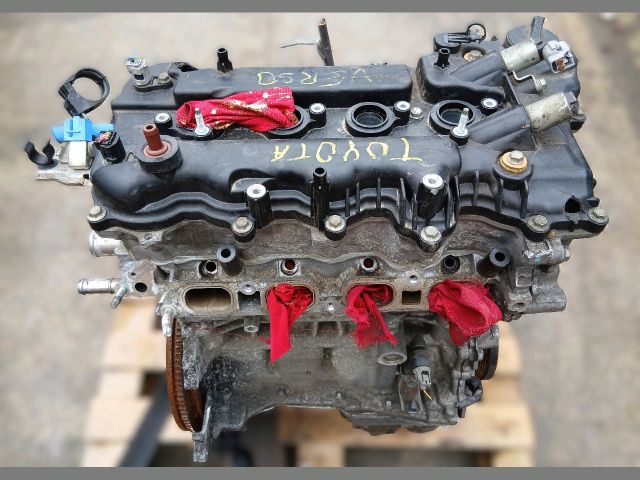 bontott TOYOTA VERSO Szelepfedél