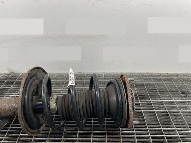 bontott TOYOTA VERSO Első Rugó