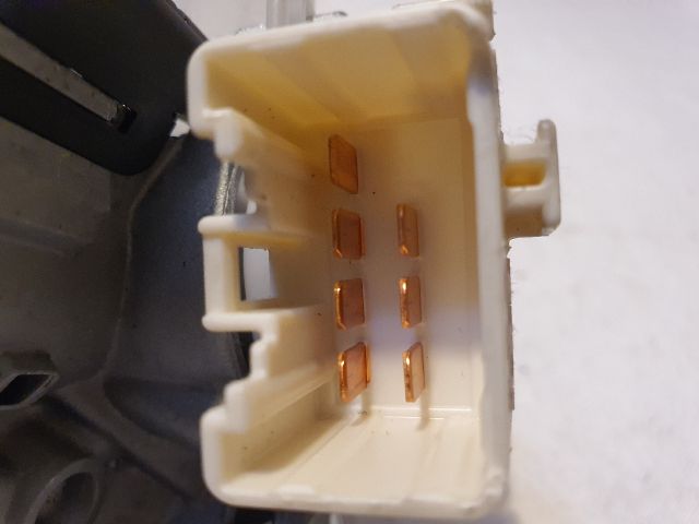 bontott TOYOTA VERSO Gyújtáskapcsoló Házzal