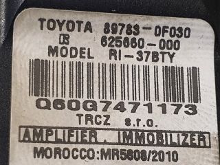 bontott TOYOTA VERSO Gyújtáskapcsoló Házzal